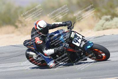 media/Oct-02-2025-Racers Edge (Thu) [[2c91cb6ab3]]/2-A Group/Session 5-Turn 9 (150pm)/